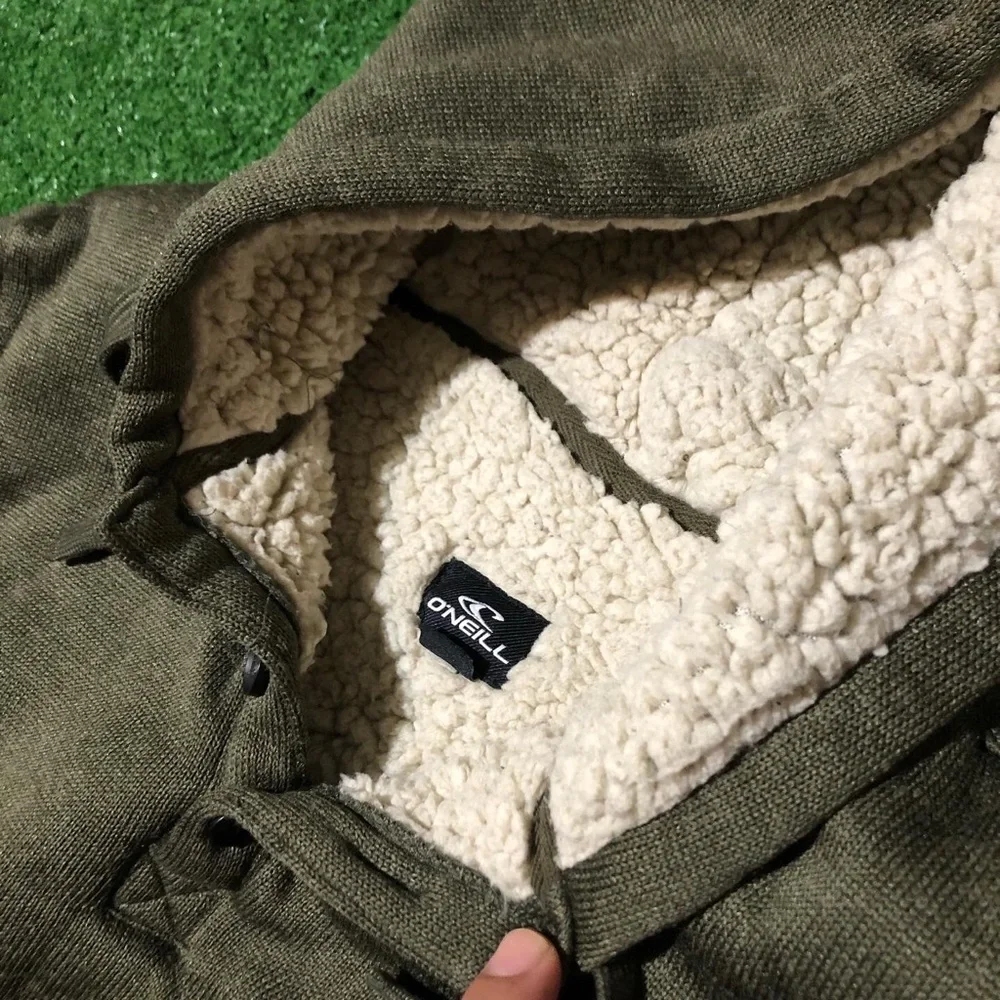 O’Neill wool hoodie with 1/4 buttons size M. - Picture 3 of 4